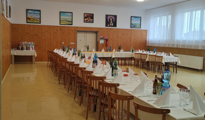 Nová podlaha v KD Nová podlaha v KD