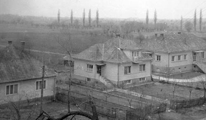 Historické fotografie obce Modrovka 